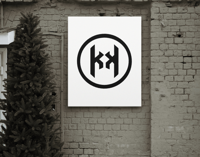 Логотип компании «КМК» 4